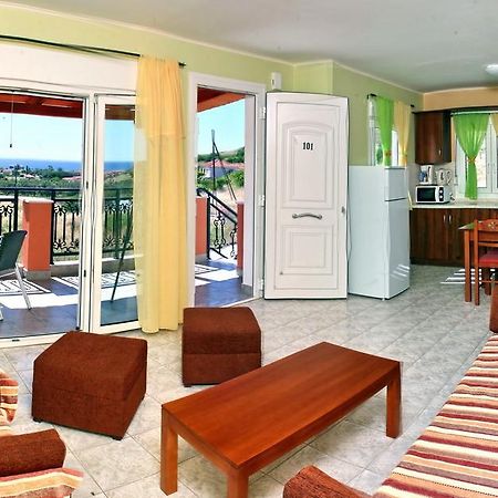 Yakinthos Garden Apartment Анаксос Екстериор снимка